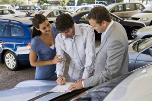 Покупка автомобиля на фирму - как выбрать и купить