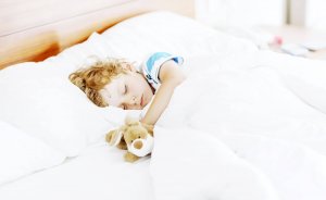 Как уложить ребенка спать, чтобы он мог спать в безопасности